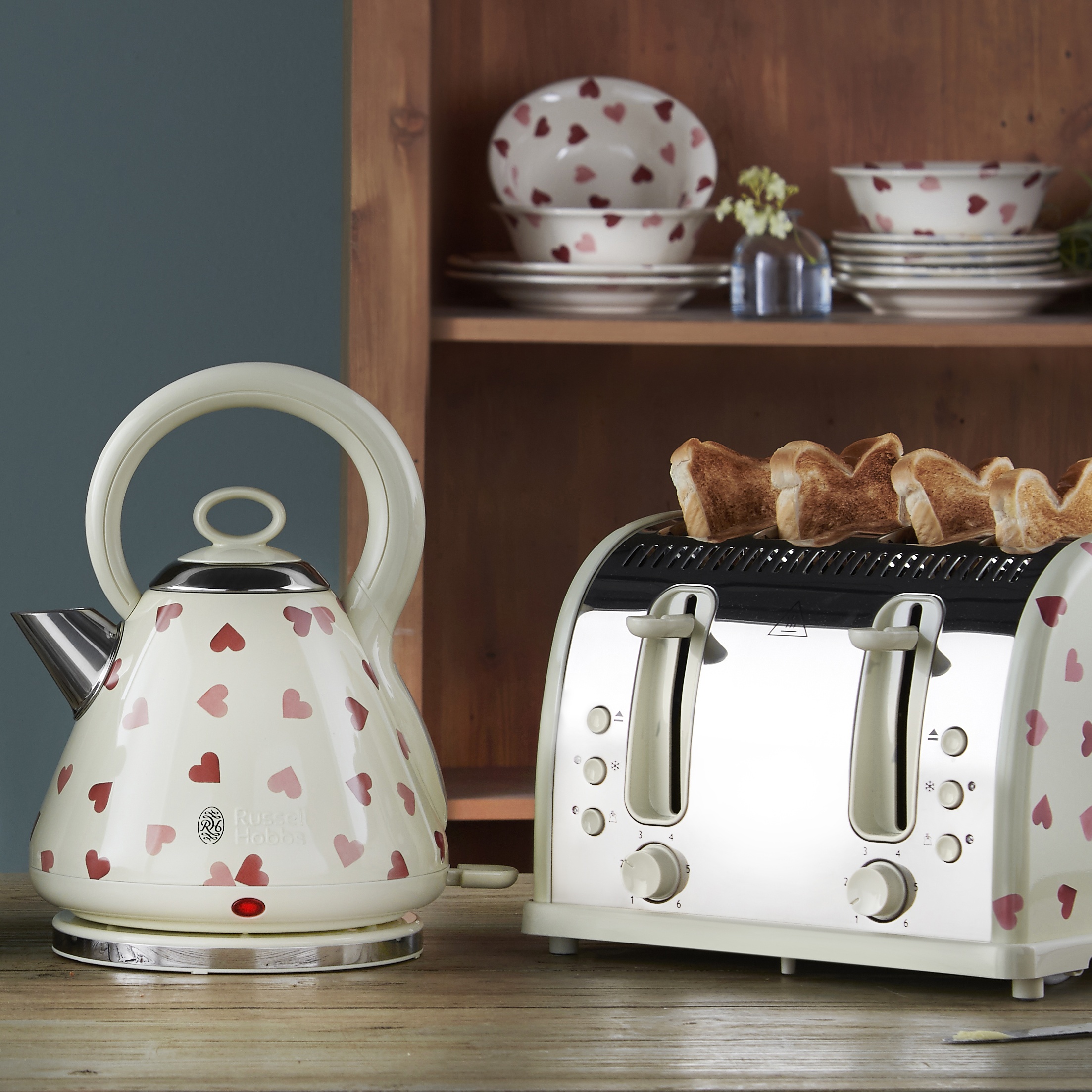 russell hobbs pink kettle and toaster